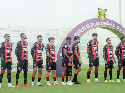 Cruzeiro inverte jogo e vence Vitória por 3 a 1 no Barradão pelo Brasileirão