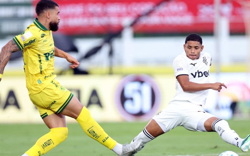 Mirassol surpreende e derrota Botafogo, complicando estreia de Tite no Brasileirão