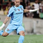 Marcelo Rangel, do Remo, é o goleiro mais vazado do Brasileirão com 47 gols sofridos; Fábio, do Fluminense, aparece em quarto lugar na lista com 36 gols contra