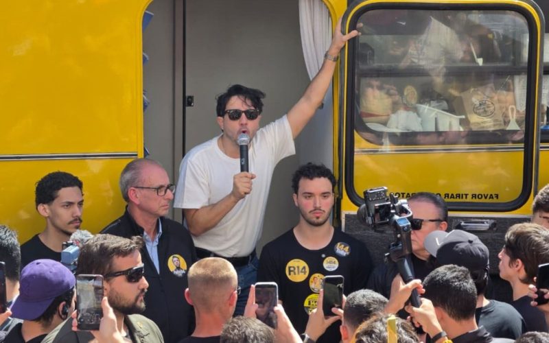Renan Santos propõe “choque de infraestrutura” para regiões produtivas em visita a Chapecó, SC