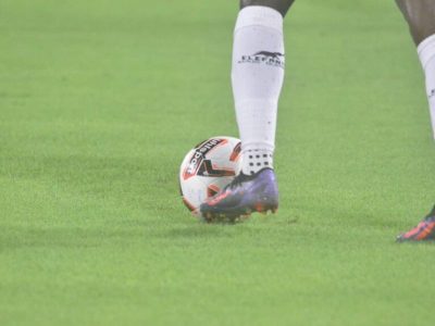 Série B do Campeonato Brasileiro terá clássicos e jogos importantes neste fim de semana; saiba onde assistir