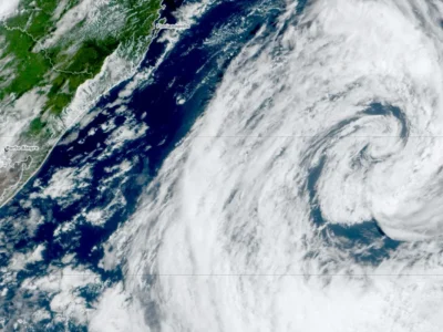 Ciclone extratropical deve atingir a Região Sul do Brasil com ventos de até 100 km/h a partir de quinta-feira