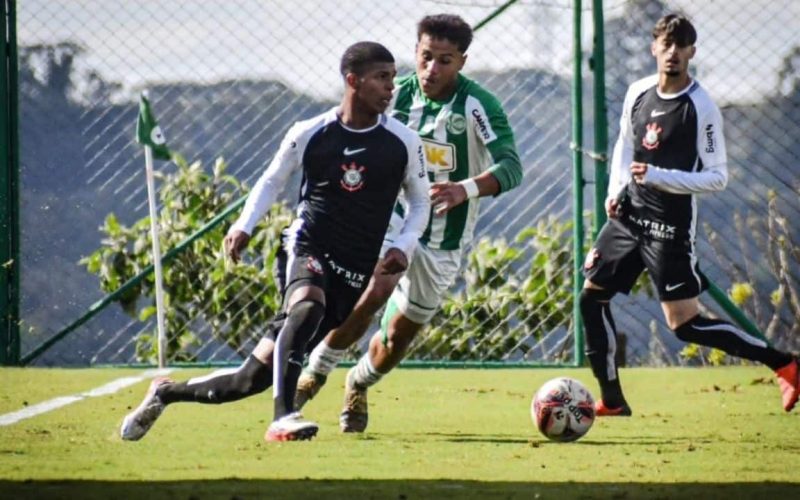Goleadas marcam 18ª rodada do Brasileirão Sub-17; São Paulo derruba Palmeiras e internacionaliza a tabela