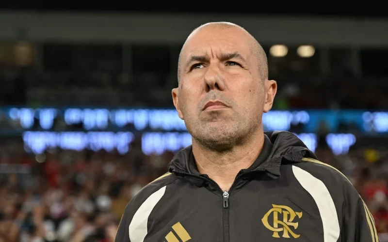 Flamengo e Leonardo Jardim punidos pela Conmebol por atraso em jogo da Libertadores
