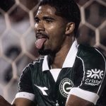 Goiás vira sobre Avaí e se mantém na luta pelo acesso na Série B