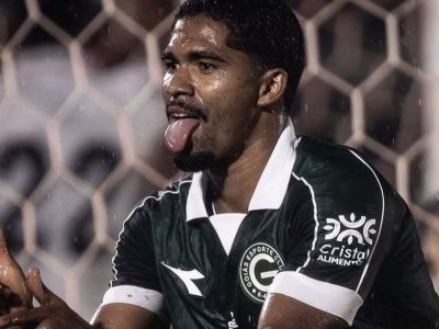 Goiás vira sobre Avaí e se mantém na luta pelo acesso na Série B