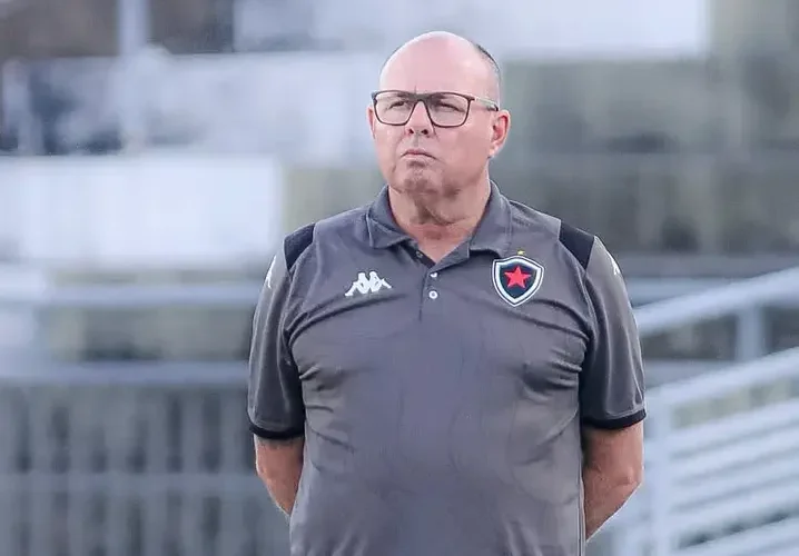 Botafogo-PB demite técnico e diretor após nova derrota na Série C, complicando acesso à Série B