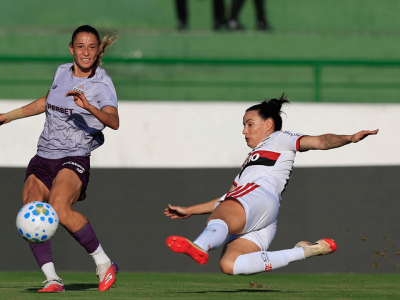 São Paulo supera Flamengo e garante vaga na final do Brasileirão Feminino