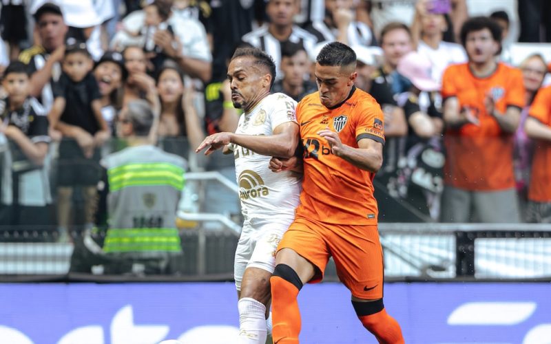 Atlético-MG empata com Chapecoense e pode se afastar do G-4 do Brasileirão