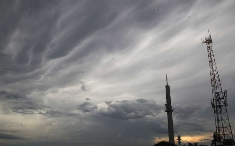 Ciclone extratropical provoca chuva e risco de temporais no Sul do Brasil e parte do Sudeste