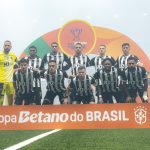 Atlético e Grêmio se enfrentam na semifinal da Copa do Brasil em novembro com jogos nas arenas de Porto Alegre e Belo Horizonte