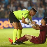 Nova regra da CBF reduz atendimentos a goleiros em 65% e combate antijogo no Brasileirão