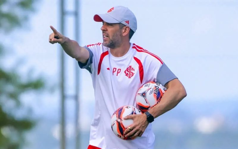 Trocas constantes de treinadores marcam Campeonato Brasileiro com 138 mudanças desde 2020