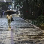 Ciclone extratropical provoca alerta de temporais e ventos de até 100 km/h no Sul do Brasil