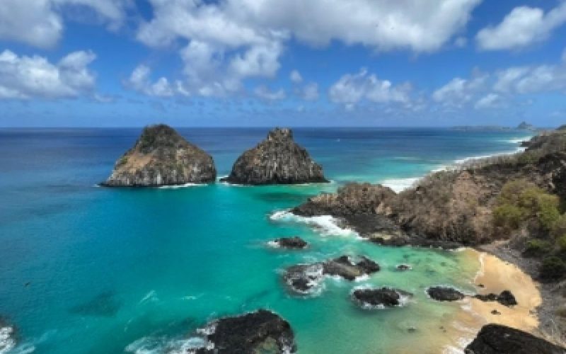 Roadshow "Visite Noronha" capacita agentes de viagens em cinco estados, incluindo Florianópolis e Curitiba