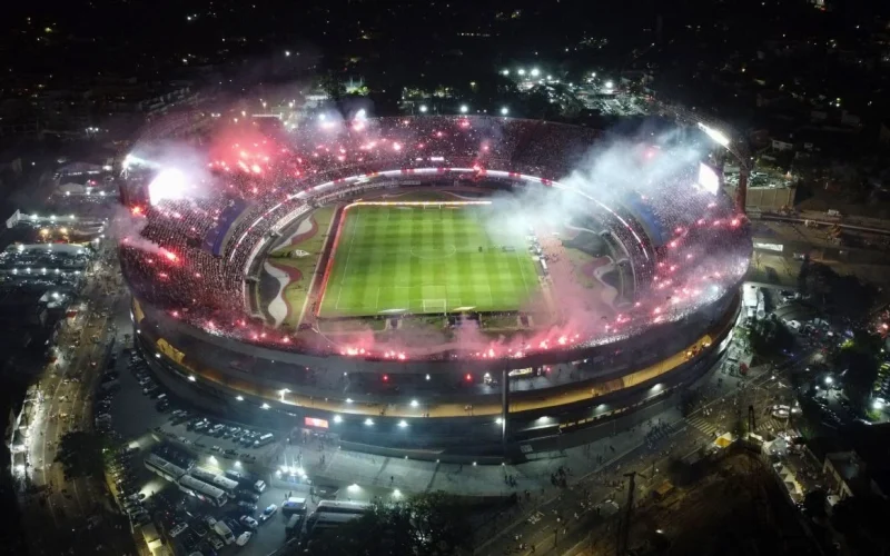 São Paulo e Internacional se enfrentam no Morumbi em busca de recuperação no Brasileirão