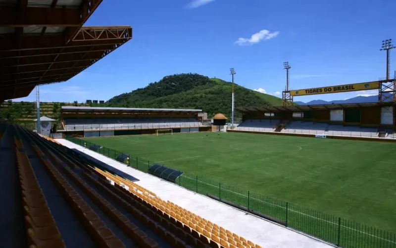 Tigres do Brasil busca se reerguer após anos na quinta divisão do Carioca e problemas financeiros