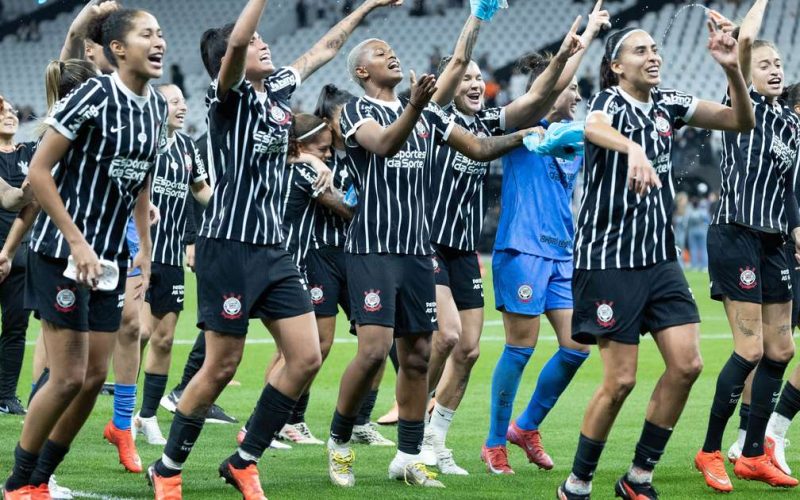 Corinthians e São Paulo se enfrentam na final do Brasileirão Feminino 2026 com transmissão ao vivo na TV e internet