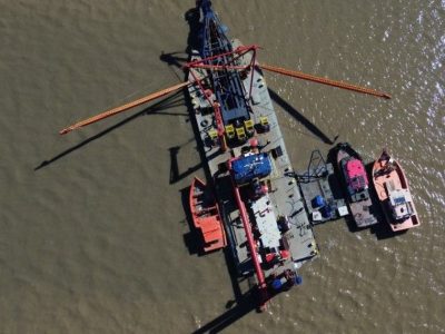 Rio Grande do Sul retoma navegação noturna após 42 anos com chegada de navio a Porto Alegre