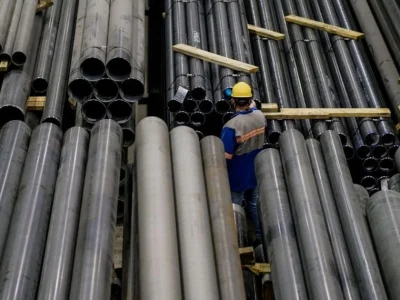 Santa Catarina projeta crescimento de 5,3% no PIB em 2024, superando média nacional
