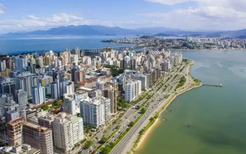 Santa Catarina é o segundo estado mais competitivo do Brasil, com Florianópolis liderando entre os municípios pelo terceiro ano consecutivo