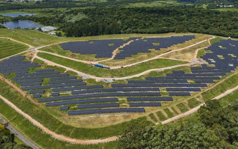 Usina Solar sobre Aterro do Caximba em Curitiba será inaugurada em março e simboliza avanço na sustentabilidade na cidade