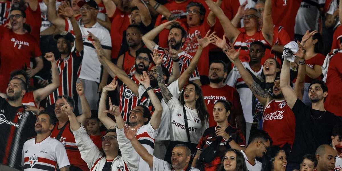 São Paulo e Corinthians batem recorde de público em final do Brasileirão Feminino com mais de 44.530 ingressos vendidos