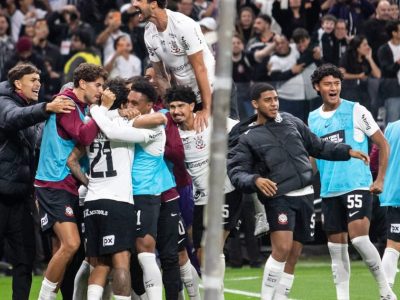 Corinthians encerra jejum de vitórias ao vencer o Mirassol por 2 a 0 com gols de Matheus Bidu e Kaio César