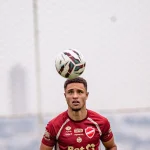 Vila Nova busca recuperação da liderança contra Cuiabá em jogo decisivo da Série B