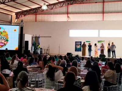 Encontro em Mariópolis reúne 450 mulheres do campo para debater gestão rural e protagonismo feminino