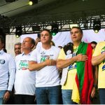 Moro afirma em Porto Alegre que Brasil precisa de um presidente que valorize o Sul durante ato de apoio a Flávio Bolsonaro