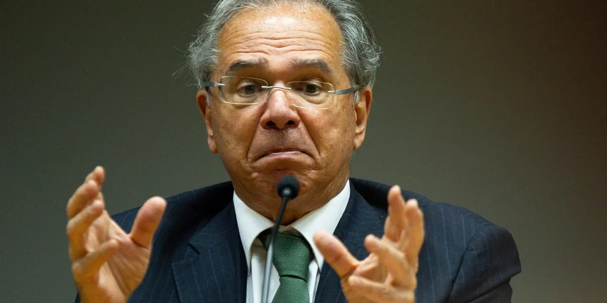 Paulo Guedes é investigado pela Polícia Federal por relação com empresa acusada de calote em investidores