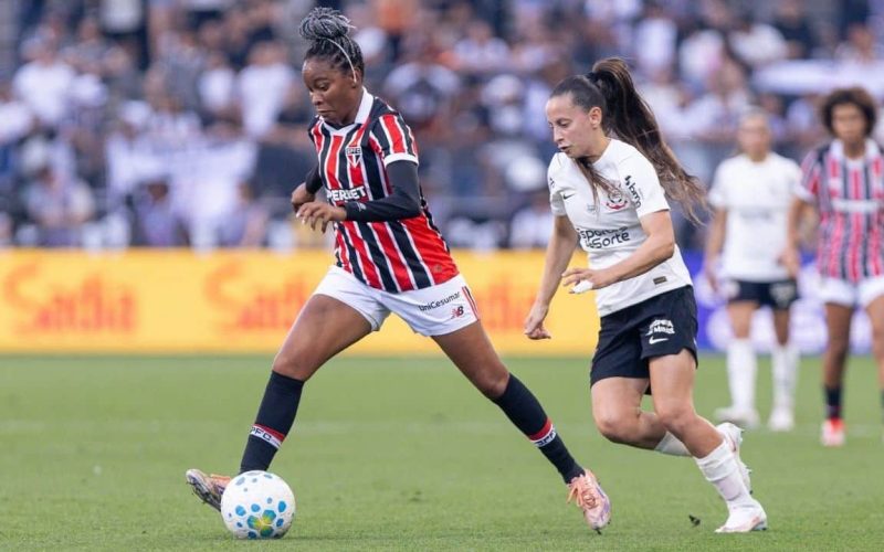 São Paulo e Corinthians disputam título do Brasileirão Feminino no MorumBIS; onde assistir