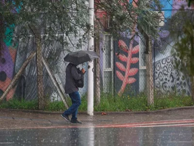 Frente fria traz chuvas intensas e risco de alagamentos em Santa Catarina neste fim de semana