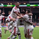 Flamengo vence Bahia por 3 a 0, mantém liderança do Brasileirão e se prepara para decisão na Libertadores