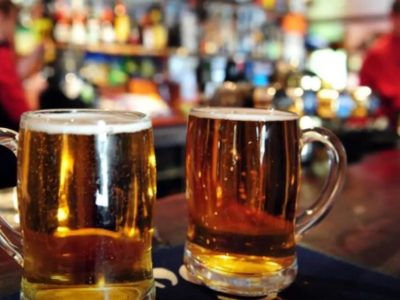 Venda de bebidas alcoólicas terá restrições variáveis nas eleições de 2026 em estados do Sul e região Nordeste