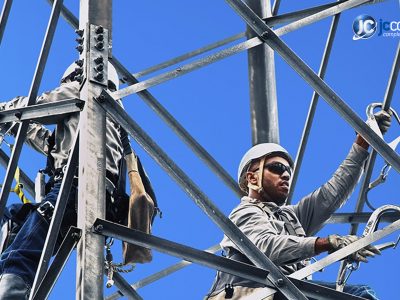 Axia Energia, antiga Eletrobras, abre 48 vagas de emprego em diversas regiões do Brasil, incluindo Paraná e Santa Catarina