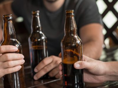 Proibição de venda de bebidas alcoólicas nas eleições de 2026: estados afetados e horários de restrição