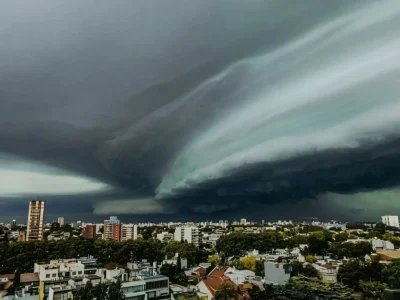 Ciclone extratropical deve se formar em Santa Catarina e provocar chuvas intensas no Sul entre 3 e 6 de novembro