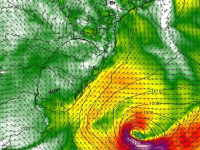 Baixa pressão no Rio Grande do Sul provoca chuva forte e ciclone no Sul do Brasil