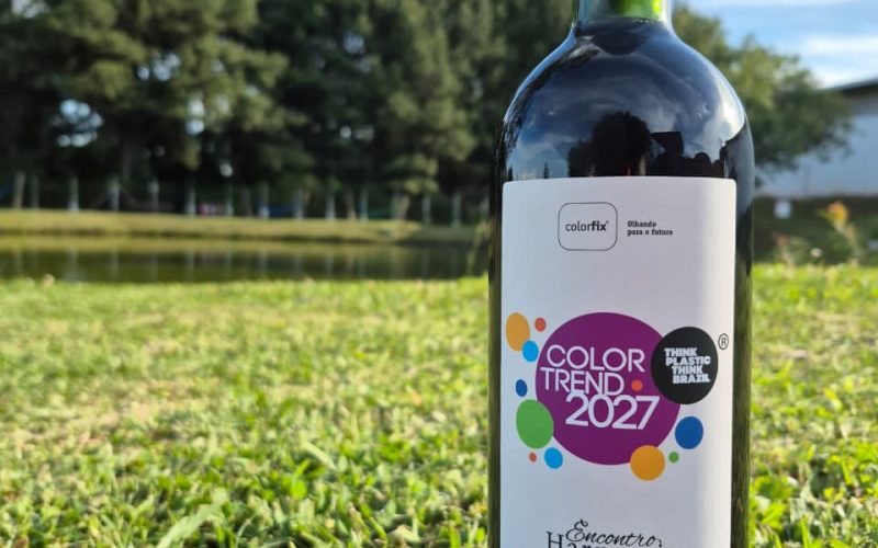 Empresa paranaense Colorfix apresenta vinho exclusivo em evento internacional para celebrar inovação na transformação do plástico em São Paulo