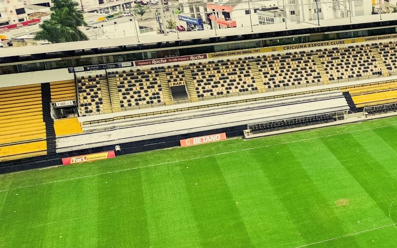 Criciúma x Operário-PR tem partida adiada devido a fortes chuvas em Santa Catarina