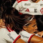 Flamengo supera Fluminense e avança para a semifinal da Copa do Brasil Feminina após vitória de virada por 3 a 1