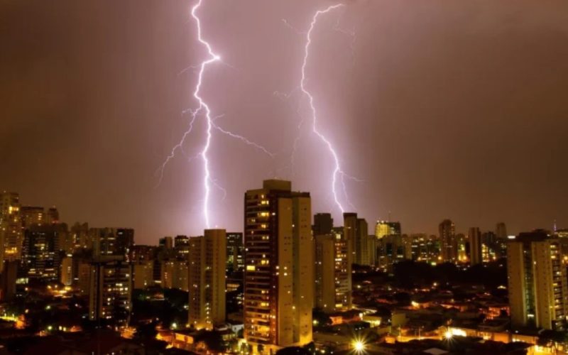 Temporais com possibilidade de granizo e ventos fortes atingem Paraná, Santa Catarina e Rio Grande do Sul no fim de semana das eleições