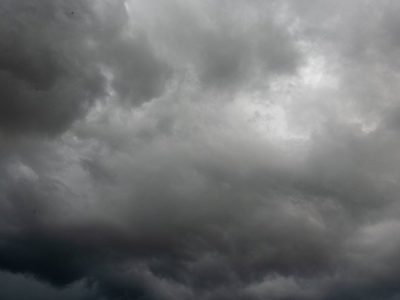 Região Sul sob alerta vermelho para tempestades nesta sexta-feira devido a ciclone extratropical