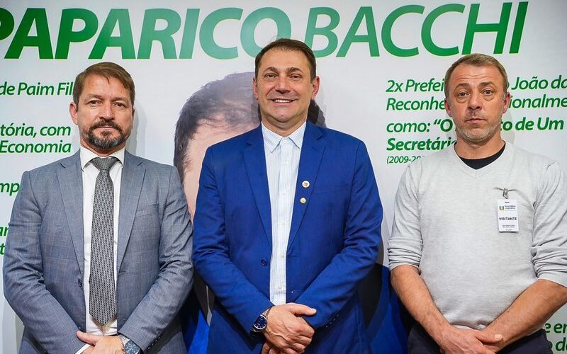 Deputado Paparico Bacchi avança com projeto que proíbe uso de leite em pó importado na indústria do Rio Grande do Sul