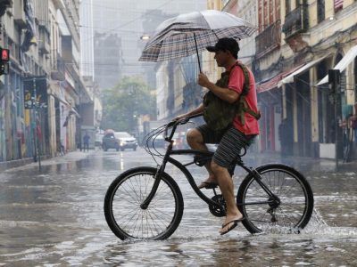 Feriado de Finados terá chuvas e sol em diferentes regiões do Sul; confira a previsão do tempo