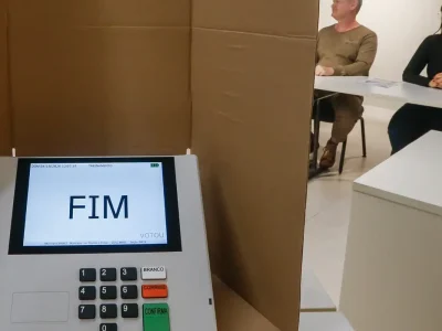 Polícia Federal registra 86 casos de possíveis crimes eleitorais no segundo turno das eleições em 2026, com ocorrência em Santa Catarina e demais estados brasileiros