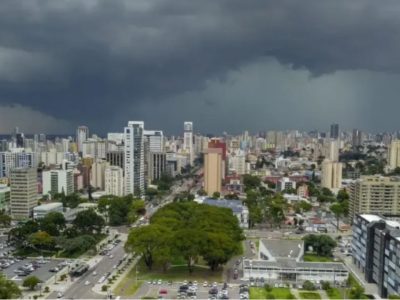Inmet emite alerta para tempestades e chuvas isoladas no Sul do Brasil nesta quarta-feira