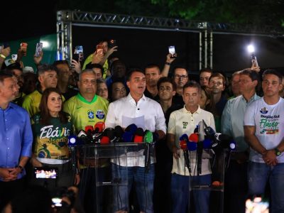 Flávio Bolsonaro rejeita resultado da eleição e anuncia pedido de anulação após derrota para Lula